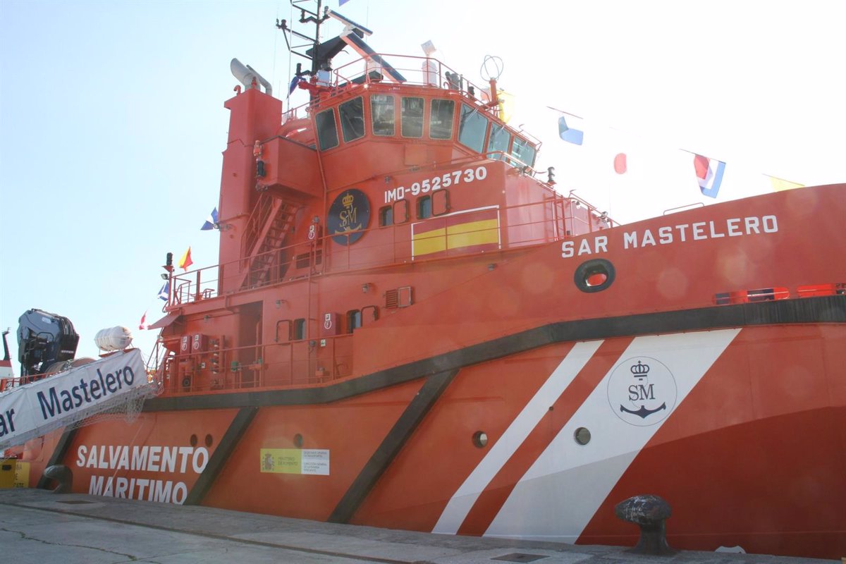 Douze migrants d'origine maghrébine transférés à Motril (Grenade) après avoir été secourus d'un bateau à Alborán