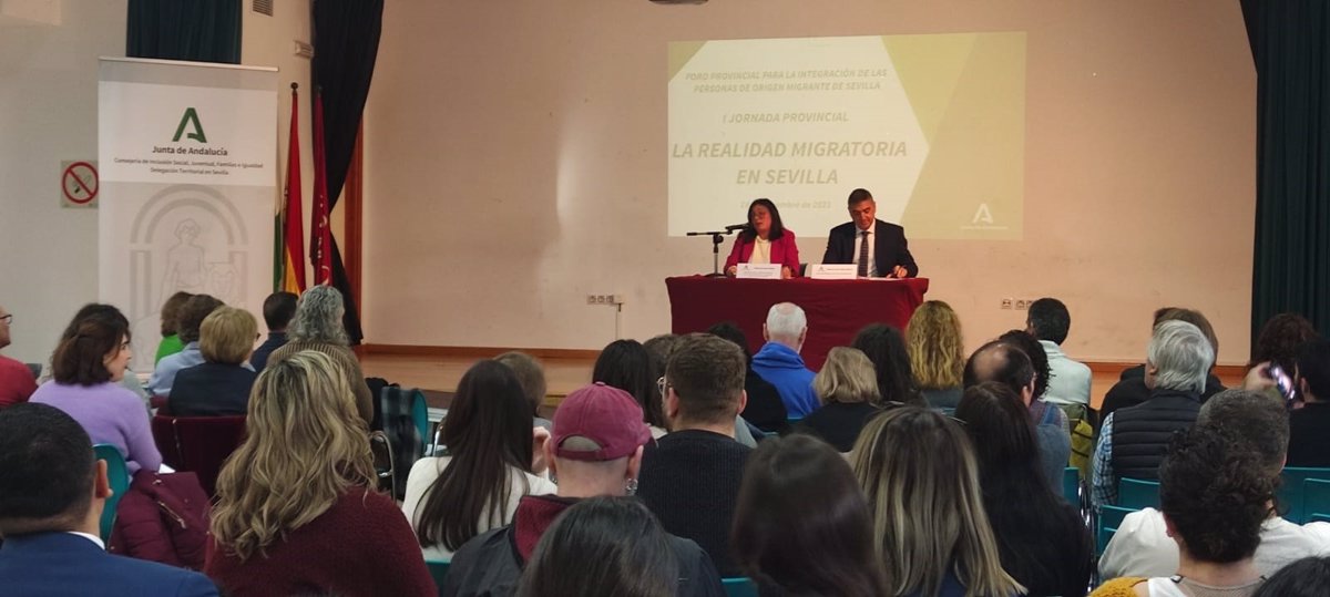 Le Conseil défend "une gestion humaine et ordonnée" des migrations