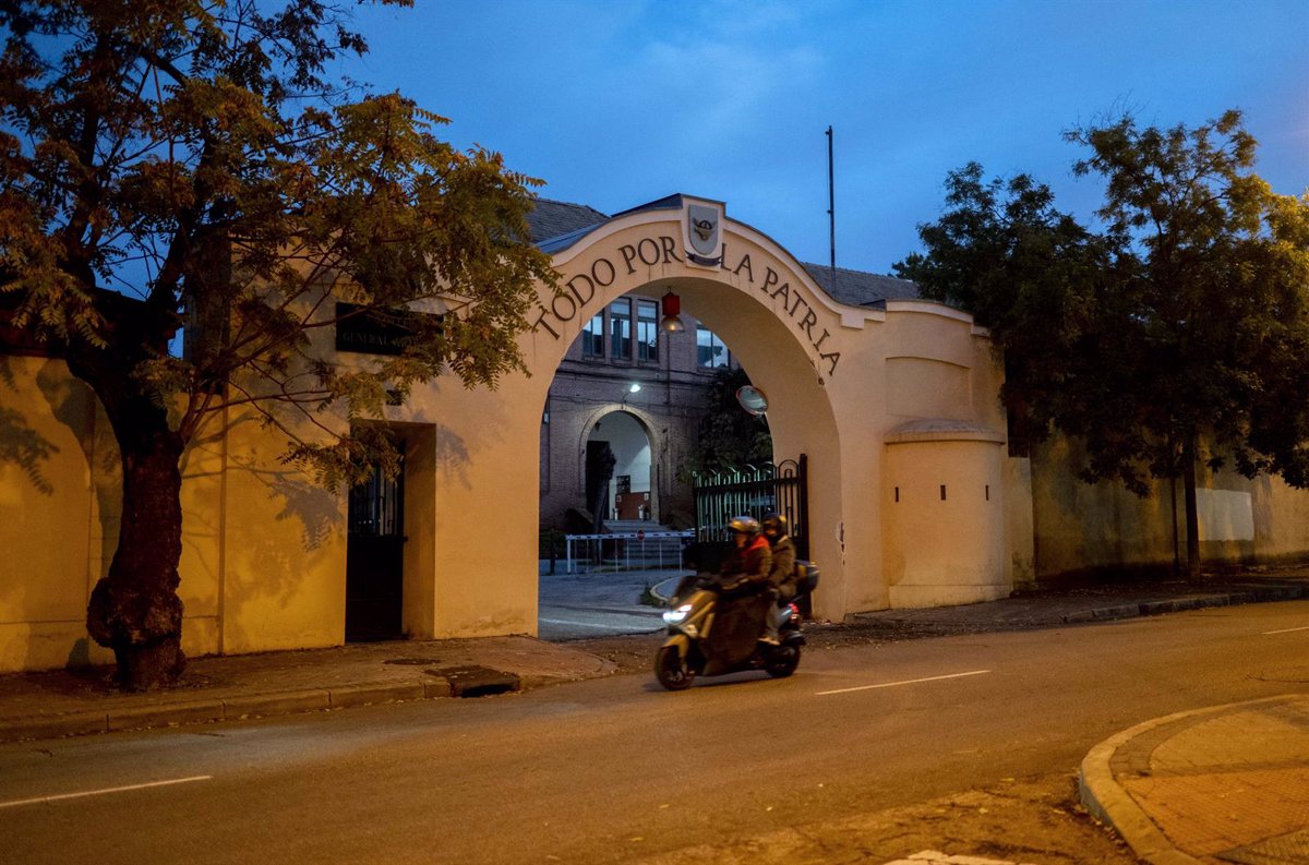 Le Gouvernement investit 878 027 euros pour agrandir les travaux de deux casernes de Madrid qui accueillent des migrants