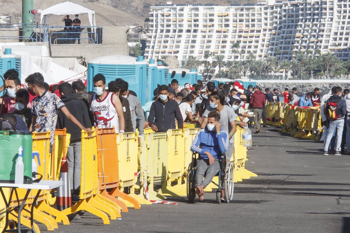La Xunta dénonce le fait que le gouvernement veuille « imposer unilatéralement » le système de répartition des mineurs migrants au CC.AA.
