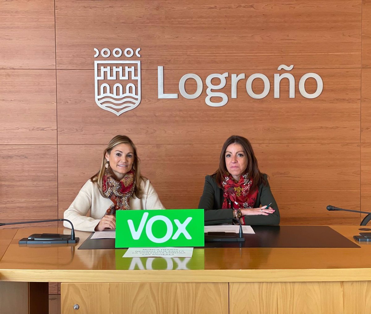 Vox Logroño critique la "censure" subie par l'impossibilité de présenter une motion sur l'immigration clandestine à la séance plénière municipale