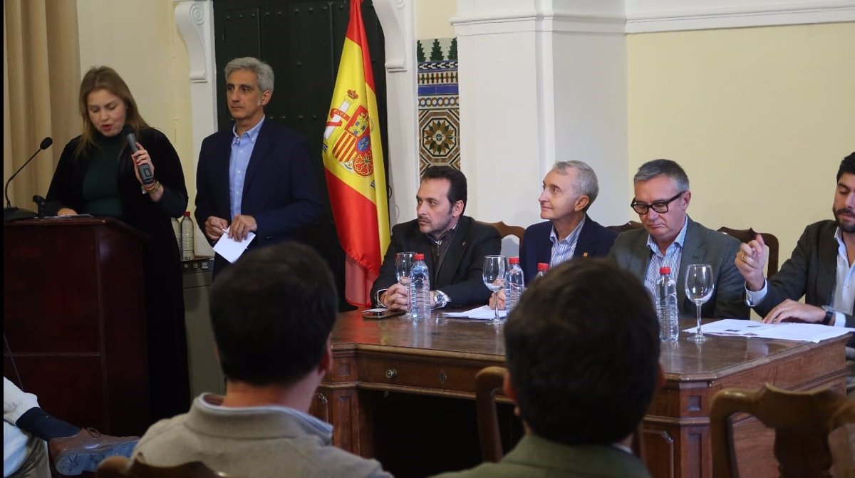 Melilla accueillera l'Observatoire National de la fondation DENAES lié à Vox pour aborder la « guerre hybride »