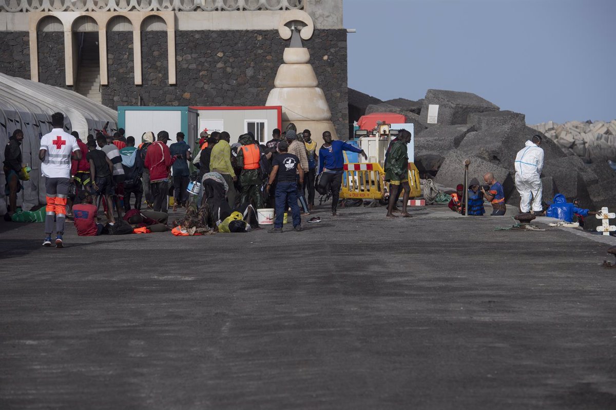 Ils sauvent 159 migrants à bord de deux bateaux dans les eaux proches d'El Hierro