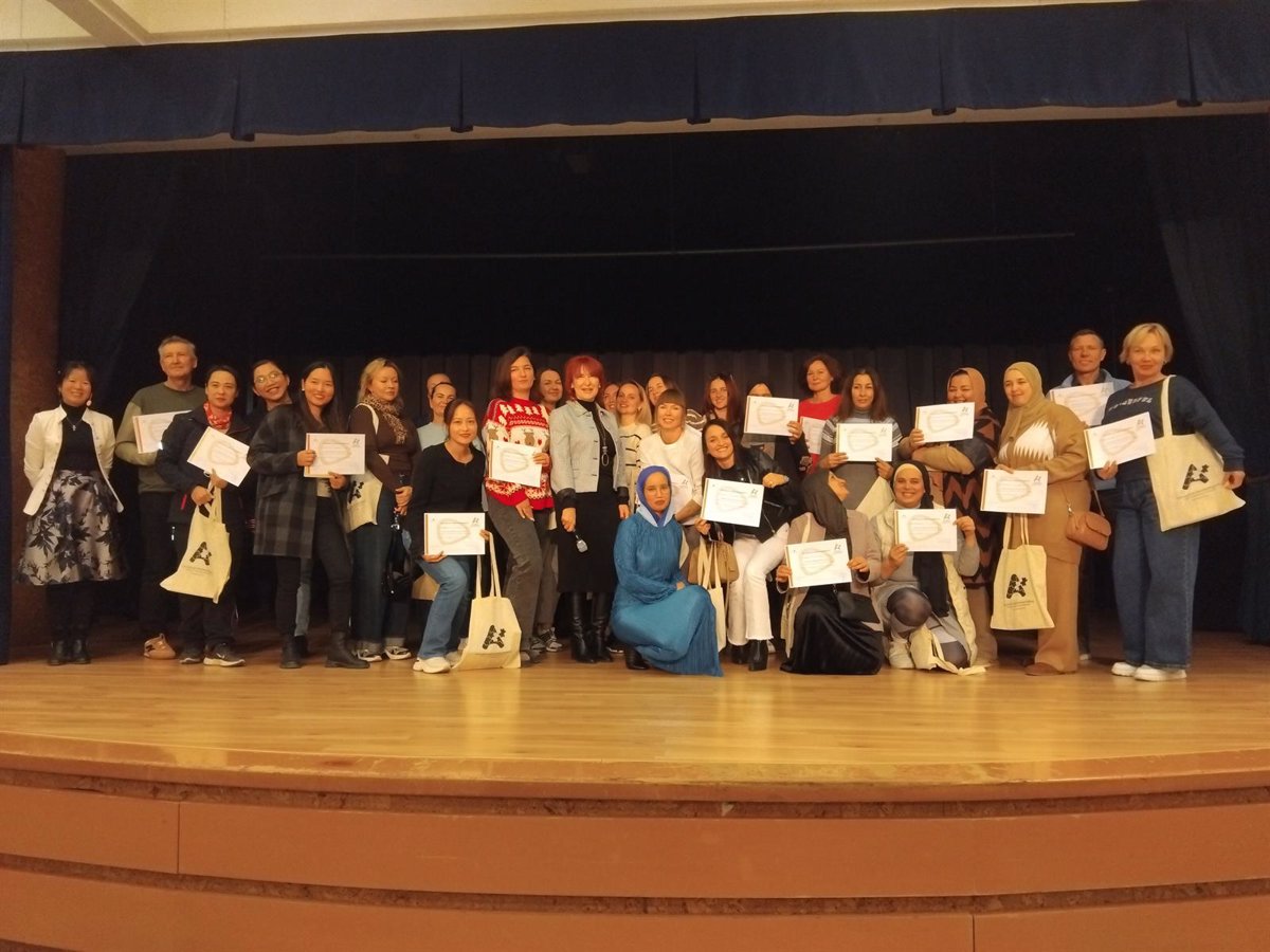 Alicante propose des cours d'espagnol et des cours pour obtenir la nationalité à un millier de migrants