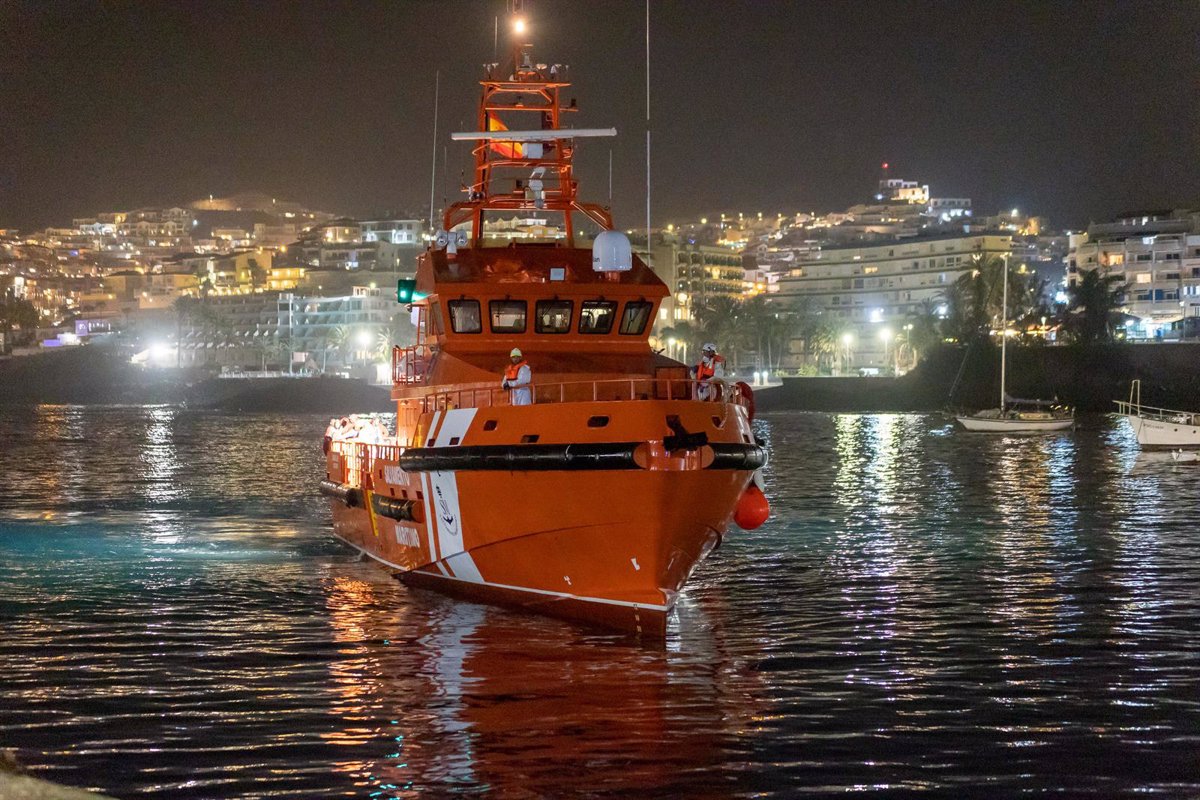 Les 132 occupants de deux pirogues interceptées par Maritime Rescue ont été transférés à Arguineguín (Gran Canaria)