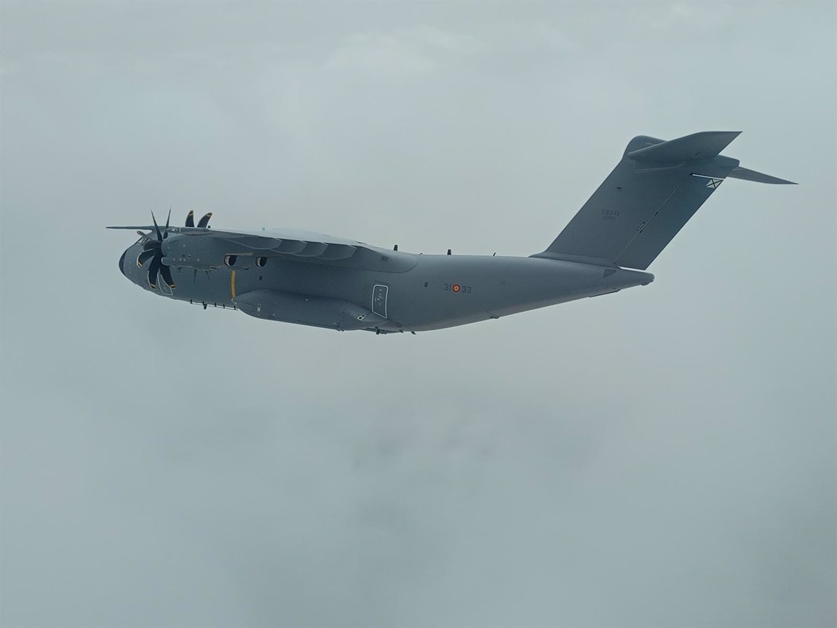 Le gouvernement utilise des avions de l'armée de l'air pour transférer les migrants des îles Canaries vers la péninsule