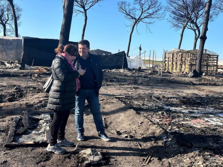 La gauche propose un commissaire qui « garantit des conditions de vie dignes » pour les ouvriers du jour des migrants à Huelva