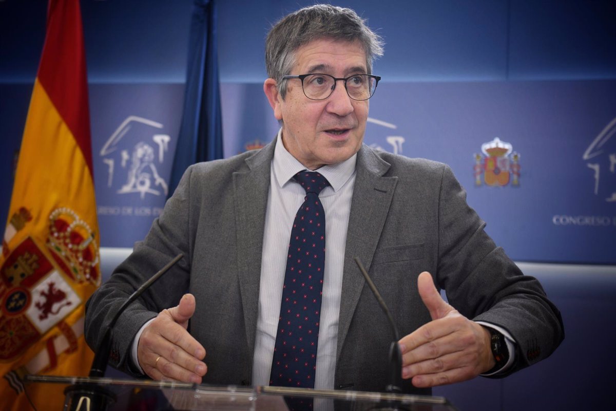 PSOE défend que le catalan "ne sera ni« une exigence pour expulser ou nier l'entrée des migrants en Catalogne