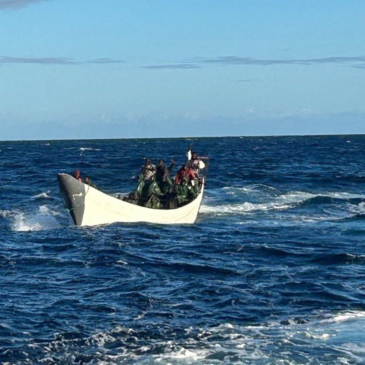 Un Cayuco arrive avec 79 migrants à El Hierro