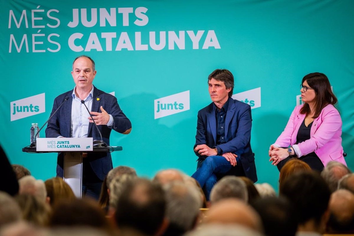 Turull (Junts) se défend pour développer une politique d'immigration catalane "avec la mentalité de l'État"