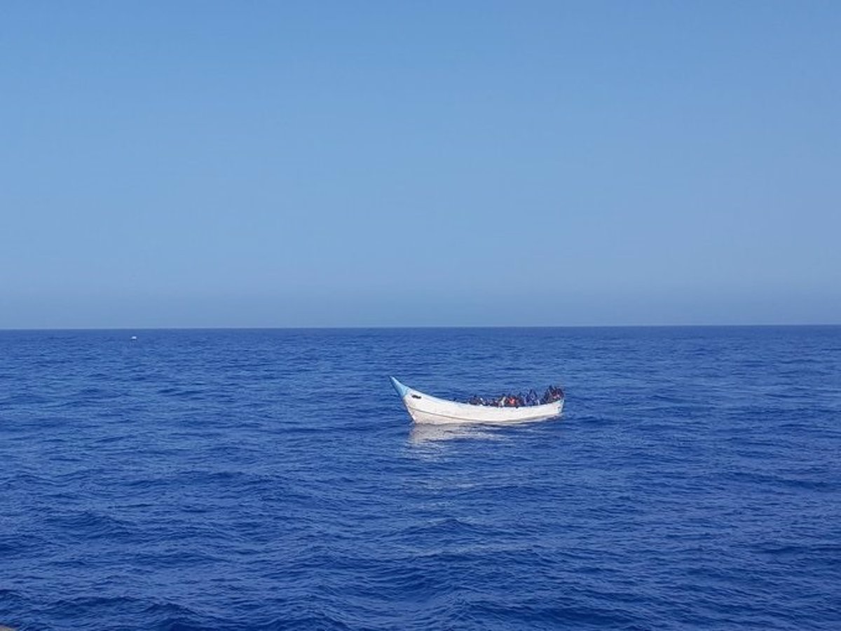 Maritime Rescue sauve 11 migrants à bord d'une patera située à 22 miles de Gran Canaria