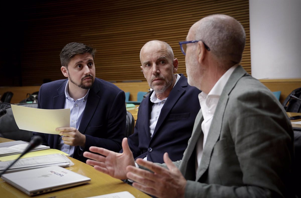 PP et Vox conviennent de deux millions pour le «regroupement de la famille» des migrants dans leur pays d'origine