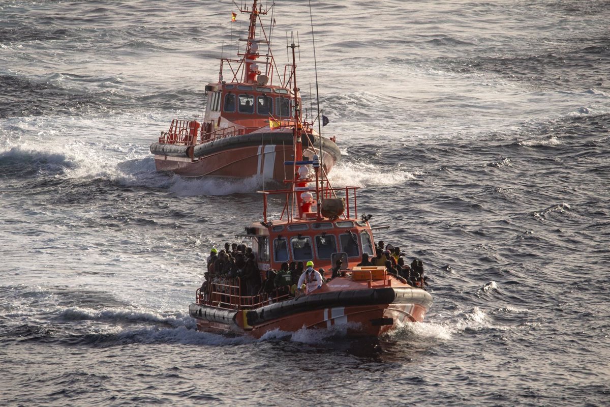Une patera arrive à Formentiera avec 22 migrants à bord