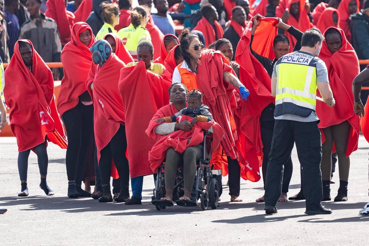 Le gouvernement devra expliquer jeudi dans le Suprême ce qui a fait avec les migrants "surpeuplés" dans les îles Canaries