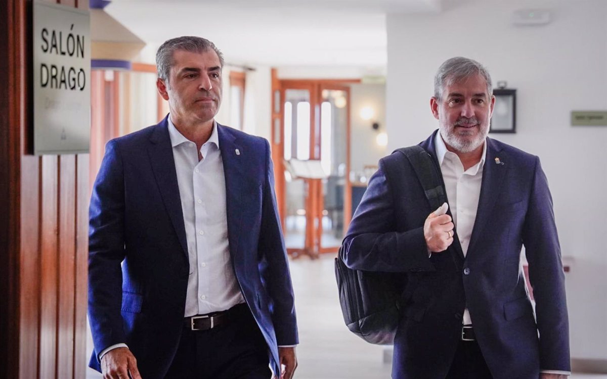 Clavijo rencontre Eurodiputados à El Hierro et exige une "stratégie européenne" avec des mineurs migrants