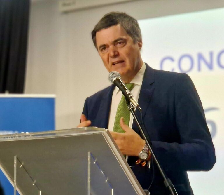 PP affirme que le gouvernement « plus de moyens et de contrôle des frontières » après l'atterrissage des migrants à Castell de Ferro Beach