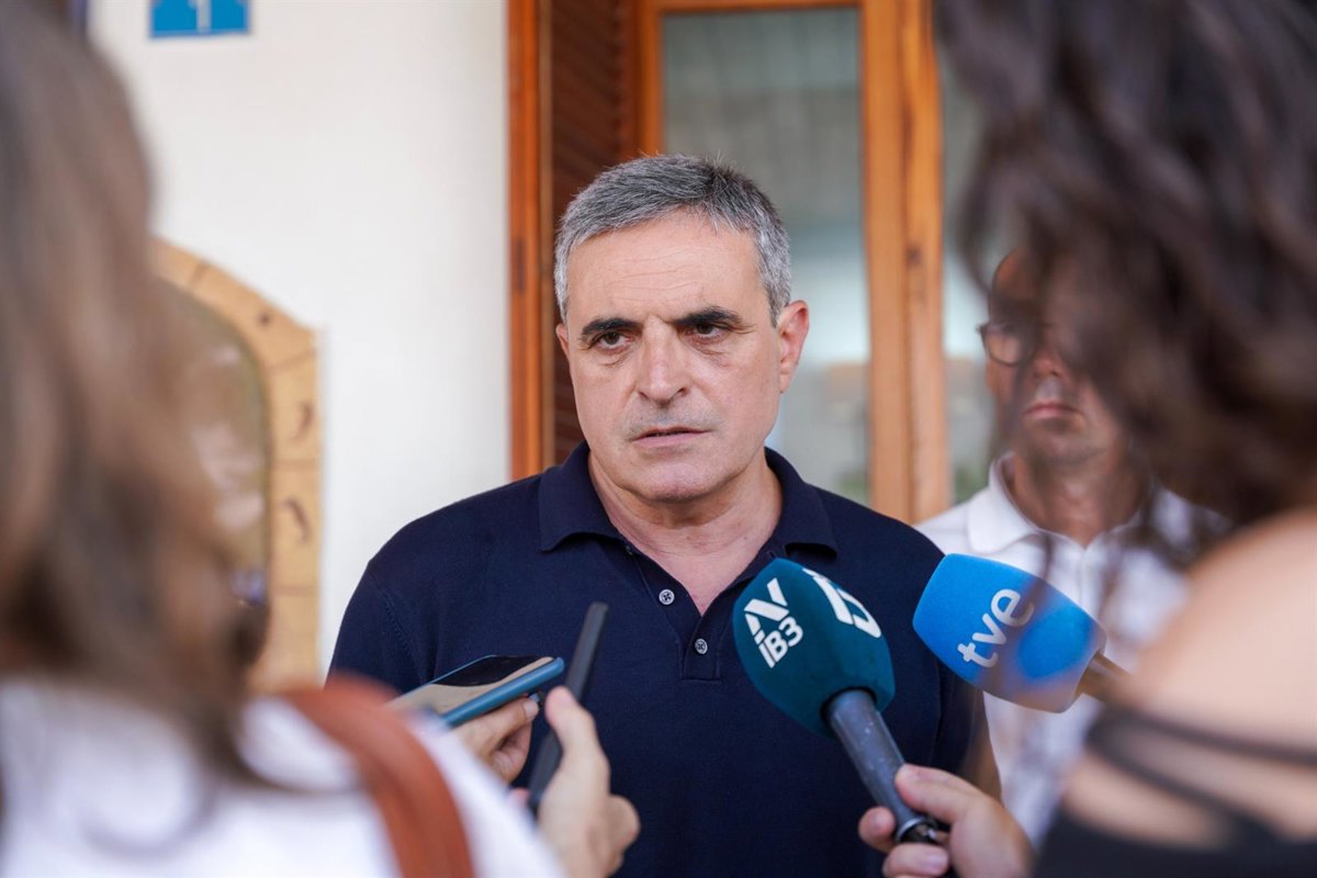 Le PP déclare qu'aucun migrant "sans papiers" ne peut être régularisé et qu'ils sont rapatriés s'ils détient