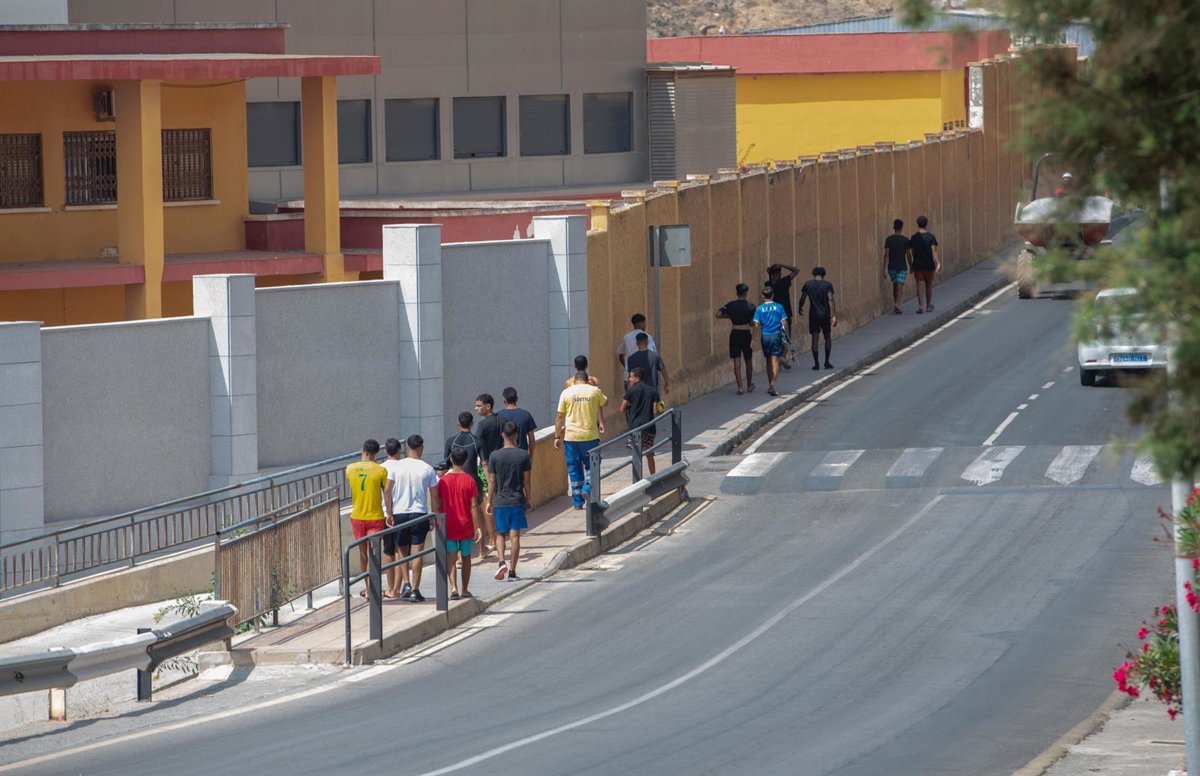 Les îles Canaries, Ceuta et Melilla pourraient demander la contingence des migrations en surmonter la triple capacité