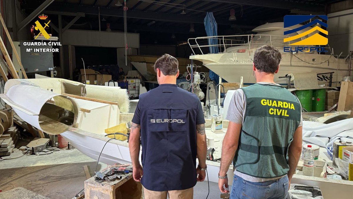 À la prison 12 membres du réseau accusés d'avoir introduit des migrants irréguliers d'Algérie avec 15 navires