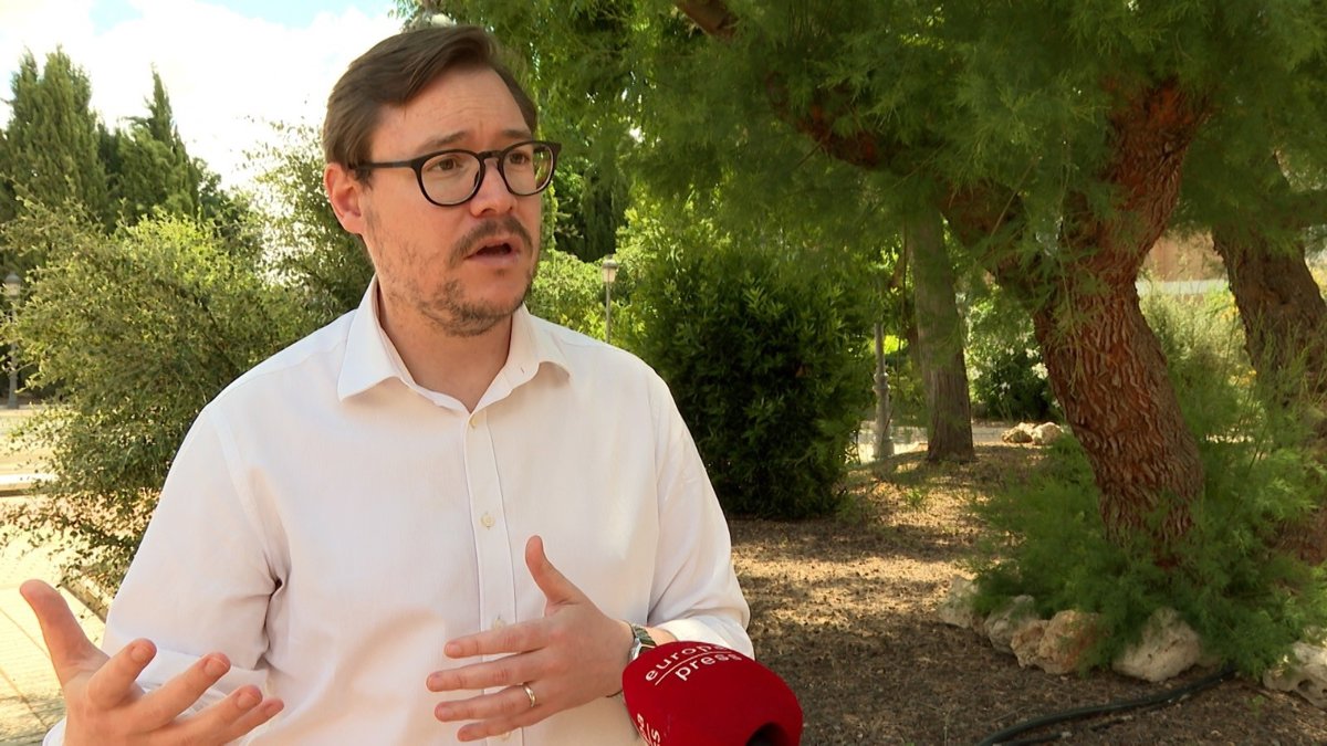 IU conduira les municipalités des mocions C-LM pour demander à l'État la régularisation des migrants