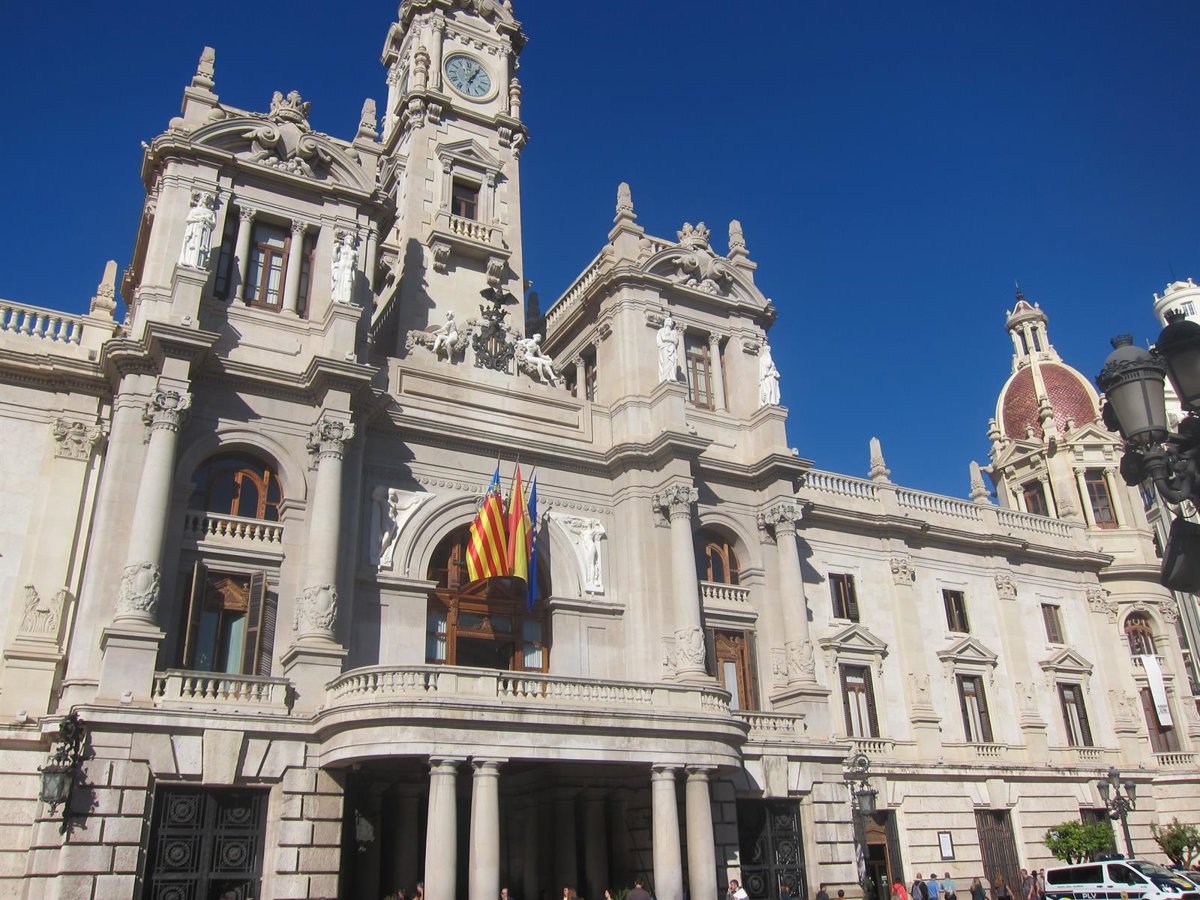 Le conseil municipal de Valence souligne qu'il n'a pas d'espaces pour répondre à la réception des mineurs migrants