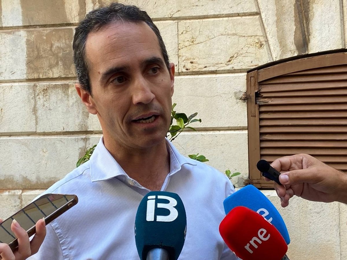L'IMA accuse le gouvernement de rabaisser la Majorque et de "abandonner" les migrants avant l'urgence