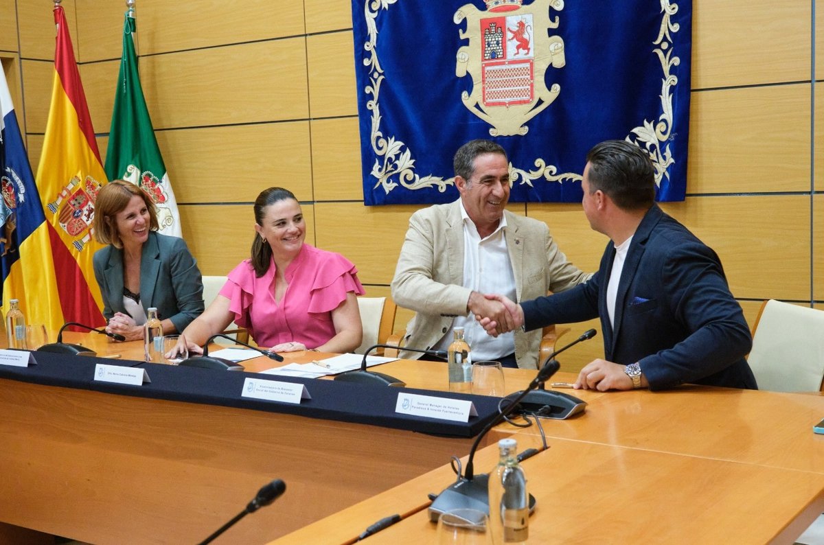 Quelque 48 jeunes migrants prolongés par le gouvernement canarien accèdent au marché du travail dans le programme ourdimbre