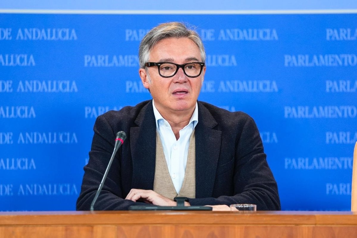 Vox accuse le Conseil d'administration de soutenir "l'escrache" lors de la présentation du livre de Soto Ivars