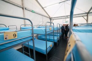 Le nouveau module d'assistance aux migrants en transit au port de Palma, en images