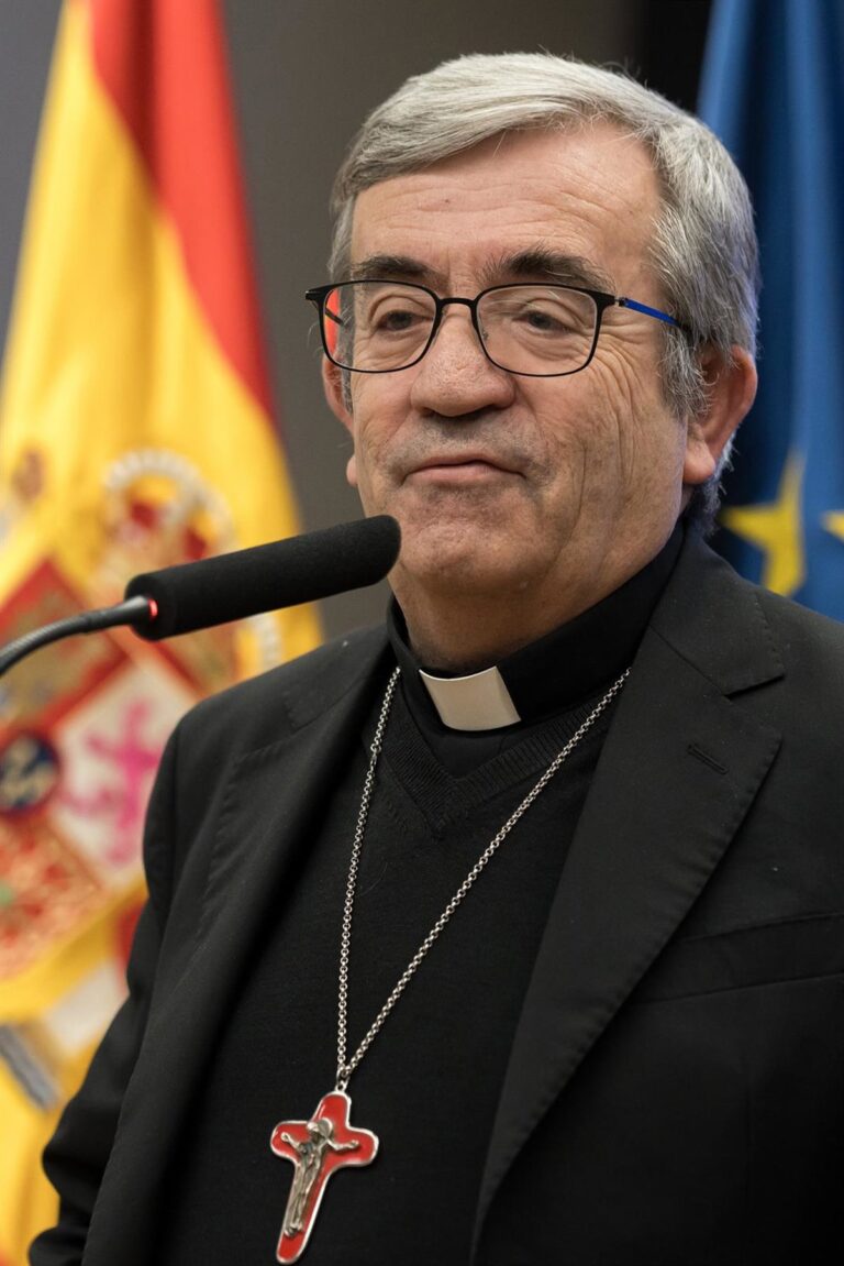 Argüello considère la régulation des migrants comme une « reconnaissance de la dignité humaine »