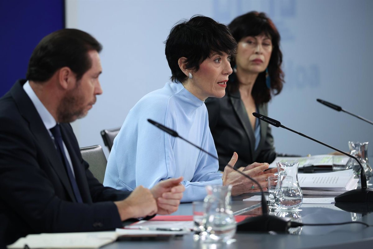 Le gouvernement pourrait percevoir entre 20 et 26 millions d'euros pour les frais de régularisation extraordinaire des migrants