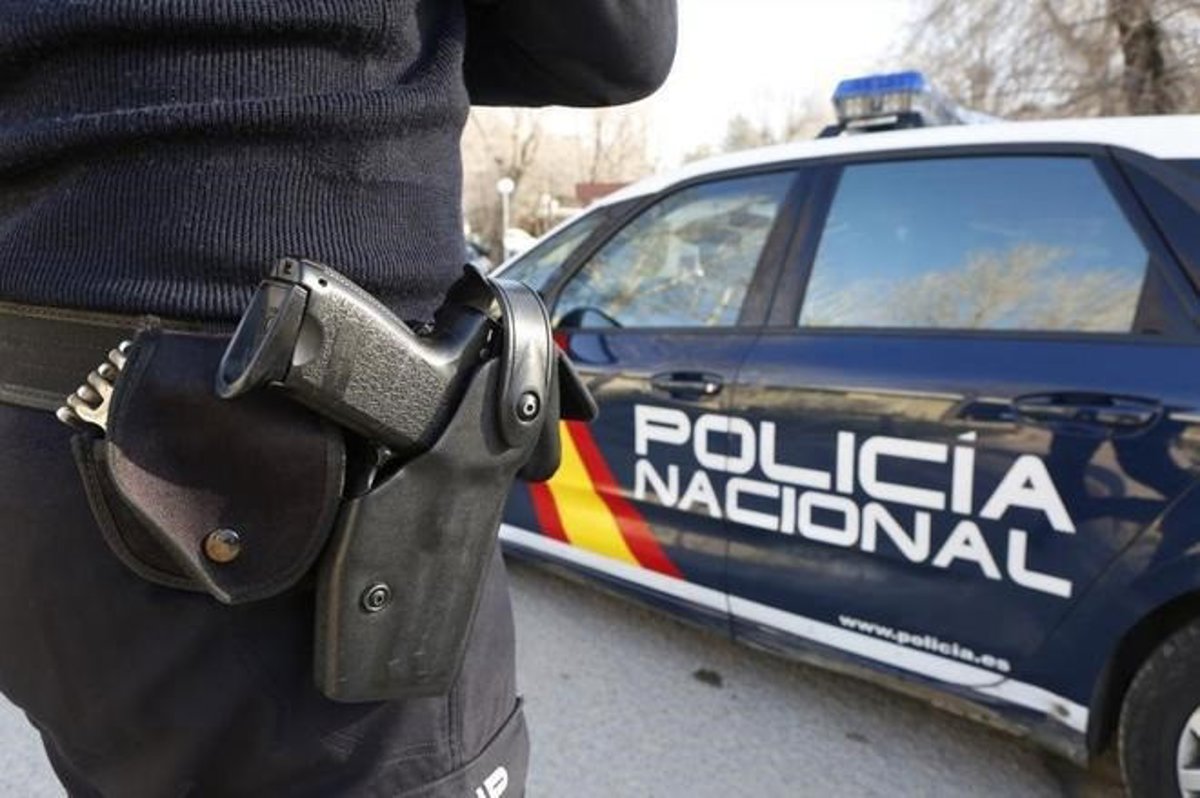 12 migrants qui travaillaient exploités dans des ateliers libérés à Palencia dans le cadre d'une opération avec 5 détenus
