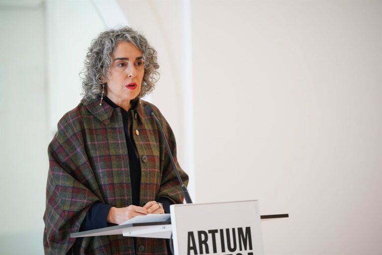 Le Gouvernement Basque demande de prendre en compte l'euskara pour renouveler le séjour des migrants et parvenir à une « meilleure intégration »