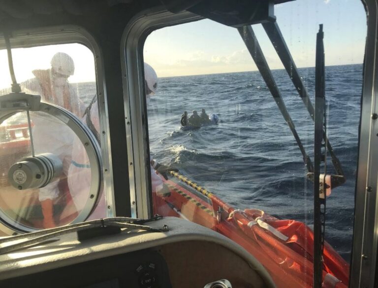 Le bateau sauvé samedi à Eivissa fait partie des personnes portées disparues, selon Caminando Fronteras