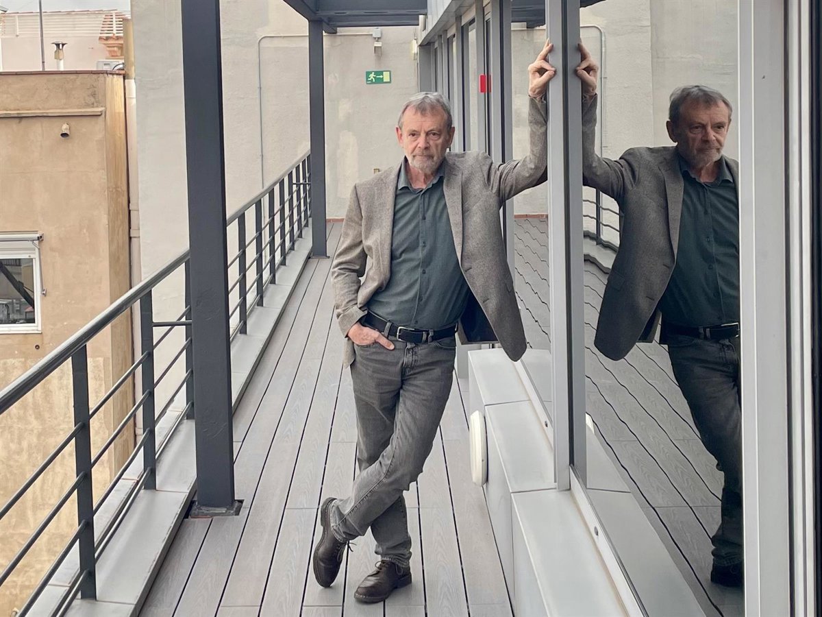 L'écrivain Pierre Lemaître poursuit sa « photographie » de la France du XXe siècle avec « Grandes Promesses »