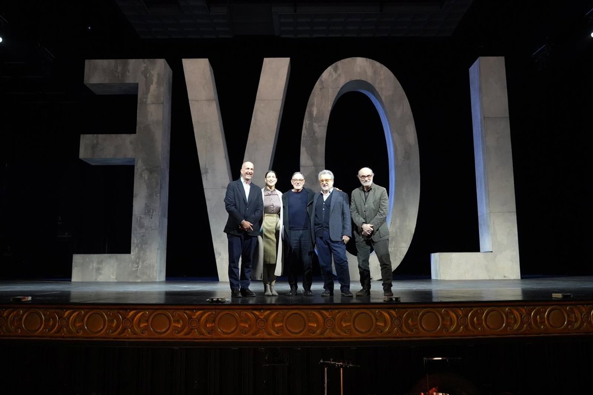 Le Liceu présente une sans-papiers 'Manon Lescaut' dans une production d'Àlex Ollé