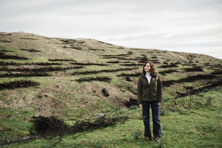 Ayuso met en garde contre les « connotations antidémocratiques » dans la régularisation des migrants qui modifieraient « jusqu'à 10 sièges » à Madrid