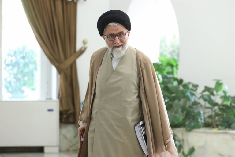 L'Iran confirme l'assassinat du ministre du Renseignement après une attaque israélienne contre Téhéran