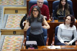 Madrid reproche au gouvernement Ayuso d'être « le plus cruel de toute l'Espagne » envers les mineurs migrants et exige « l'humanité »