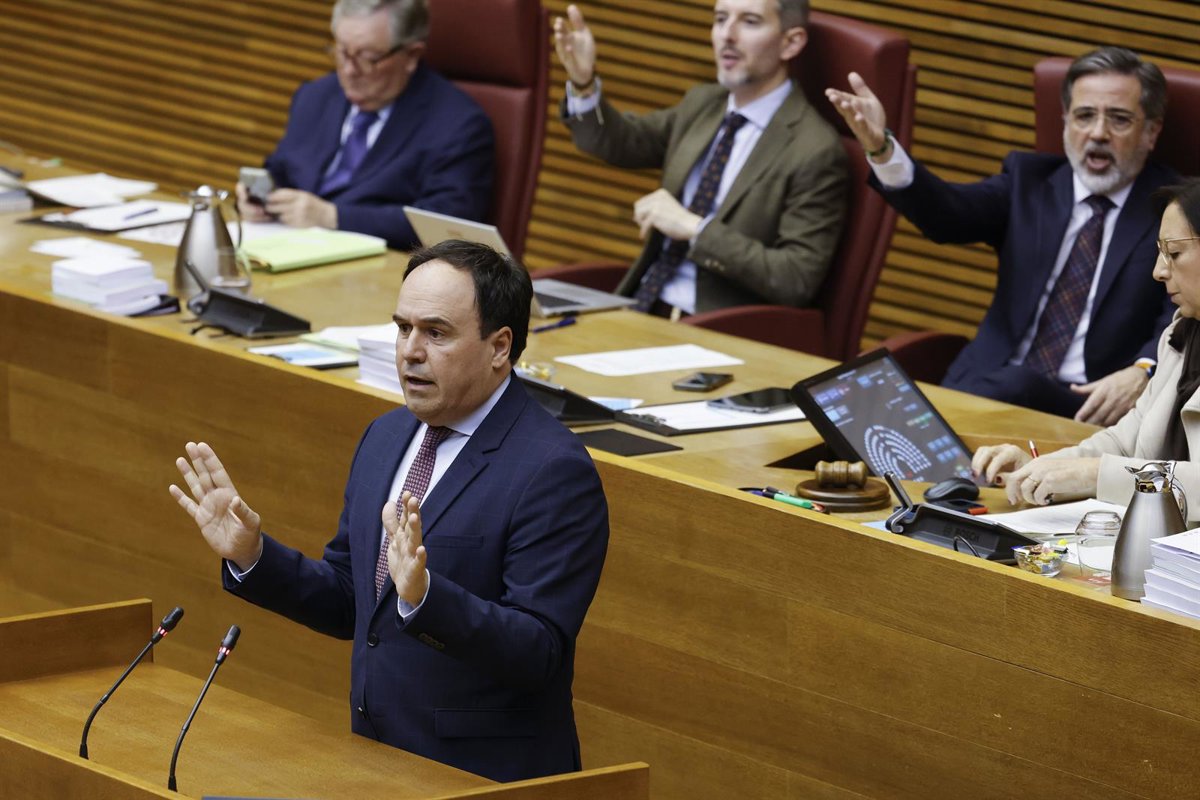 Llorca répondra cette semaine aux Corts aux questions sur son "inaction", les besoins des Valenciens et l'immigration