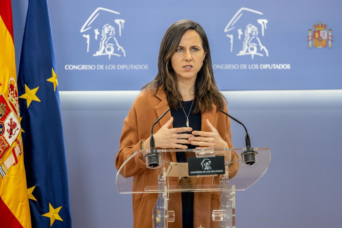 Podemos qualifie Junts de "raciste" et célèbre le veto de son amendement visant à limiter la régularisation des migrants