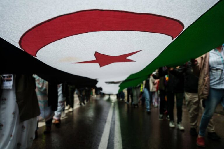 Le CEAS-Sahara condamne « fermement » que les apatrides soient exclus de la régularisation extraordinaire du Gouvernement