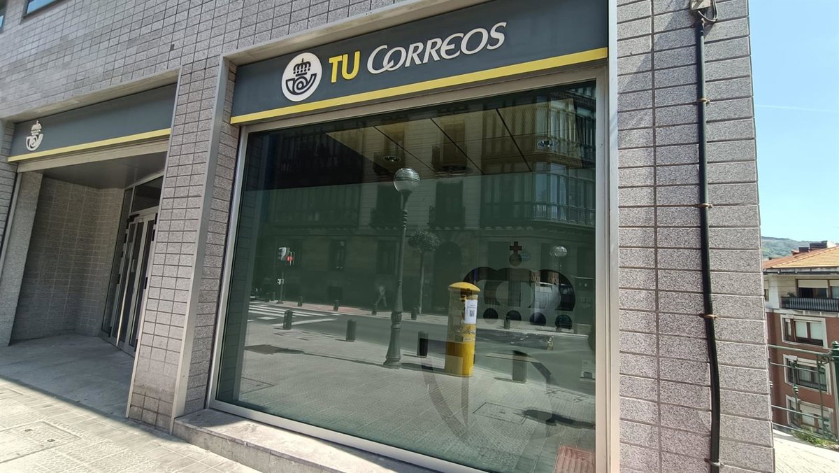 Les migrants peuvent procéder à leur régularisation en Euskadi à partir de ce lundi dans 26 bureaux de Poste et de Sécurité Sociale.