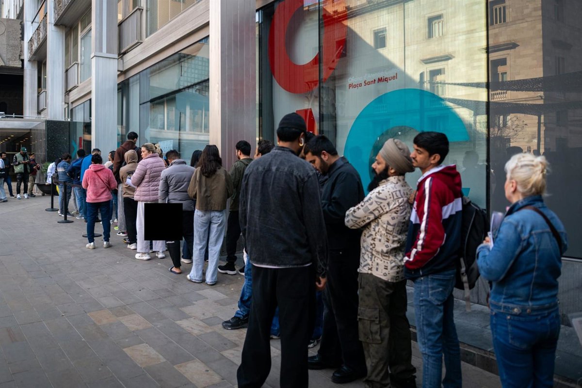 CC.OO. demande des renforts d'"au moins 30%" à la Poste pour la régularisation des immigrés