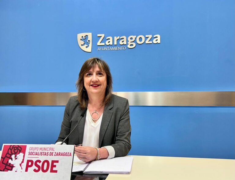 Ranera (PSOE) demande la comparution de Chueca à la séance plénière du Conseil municipal pour le processus de régularisation