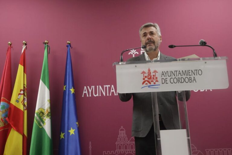La Mairie de Cordoue précise que la situation due à la régularisation des migrants « est générée par le gouvernement Sánchez »