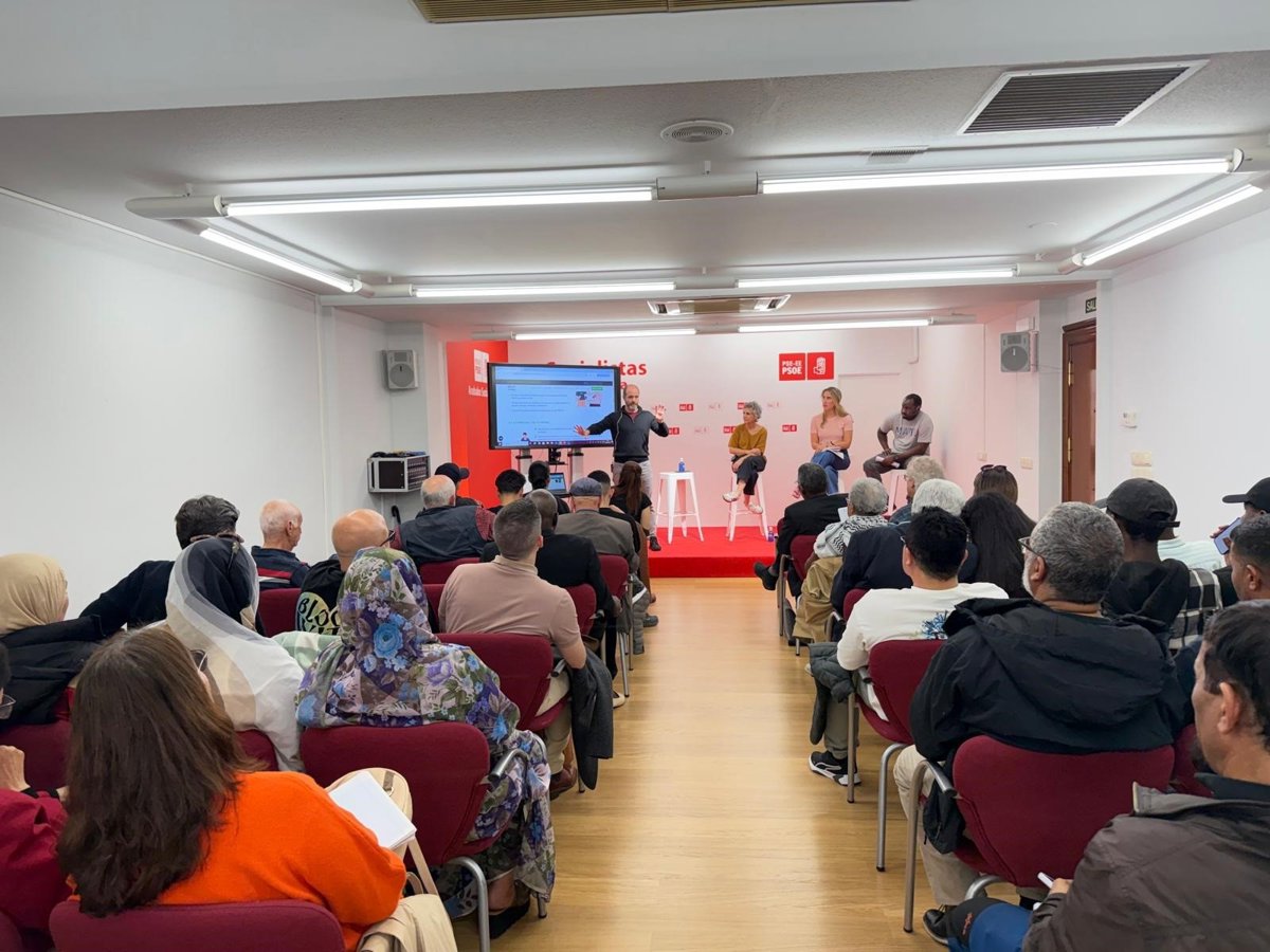 Le PSE-EE d'Alava organise une journée d'information pour clarifier les doutes sur le nouveau processus de régularisation