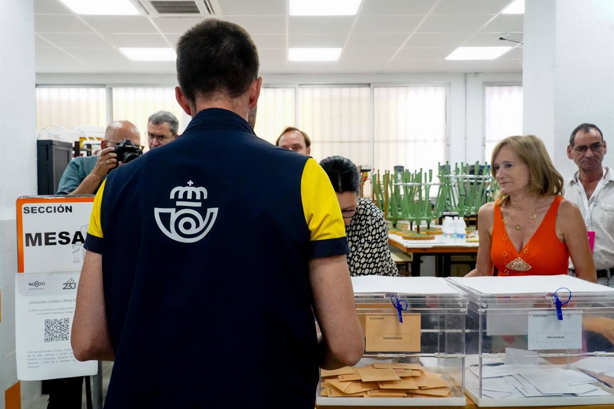 CCOO prévient que Correos a besoin de 40% de personnel en plus à Séville pour affronter les élections avec garanties