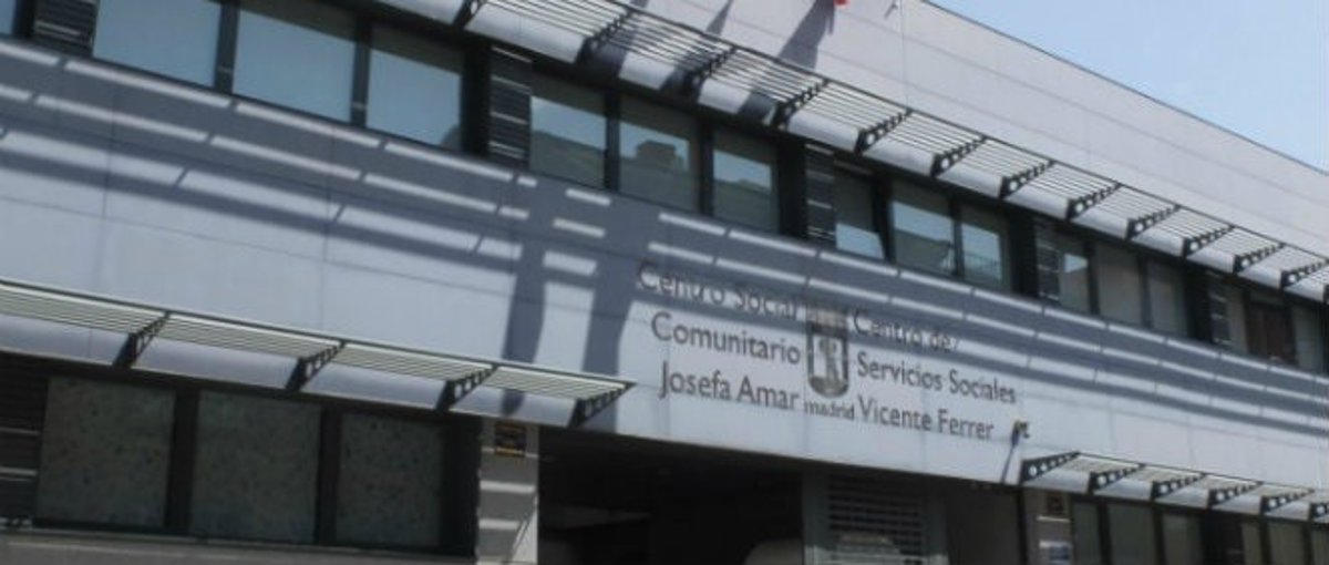 La CNT dénonce Almeida pour prévarication et discrimination présumées dans le processus de régularisation des migrants