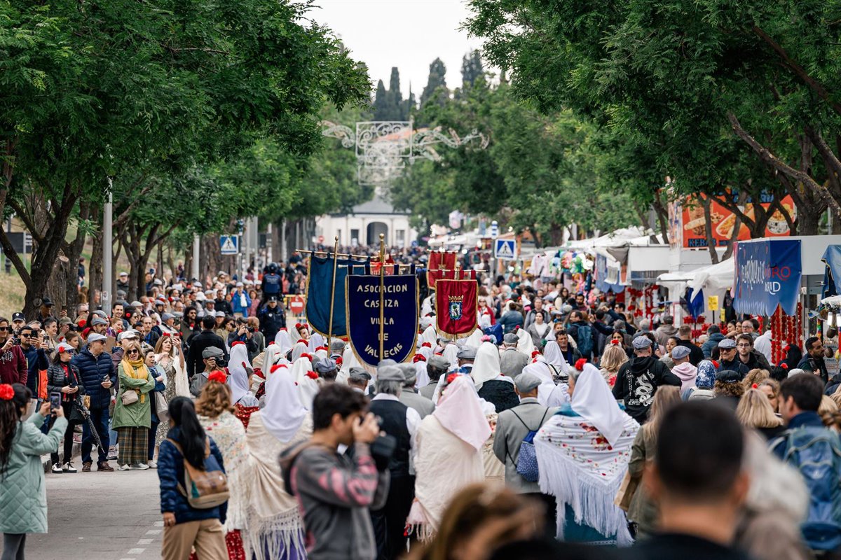 Madrid « chulapeas » à San Isidro de « concorde » se revendique comme une ville qui n'exige pas que quiconque ait « 8 noms de famille madrilènes »